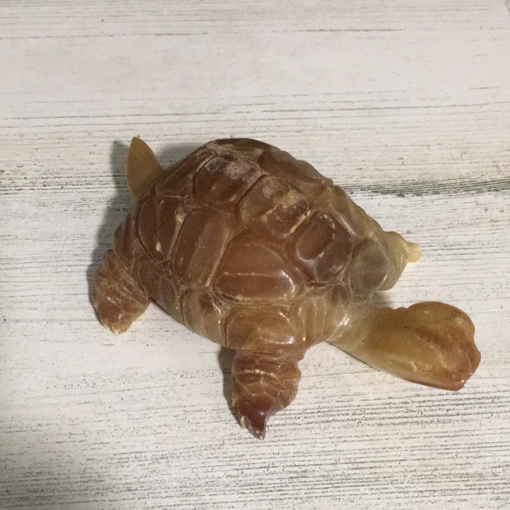 Carved stone possible brown agate turtle